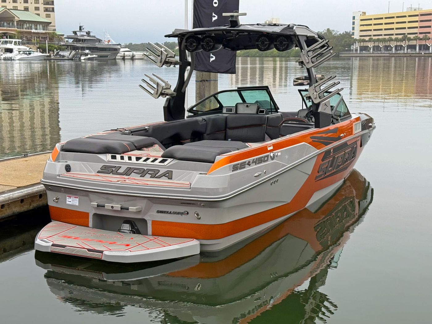 Supra-SE-with-Volvo-Pentas-Forward-Drive-technology.jpg