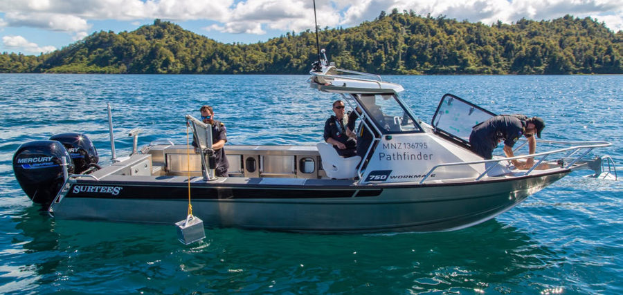 Surtees workboats support Navy dive and survey operations