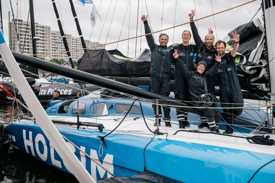 Arrivée du troisième IMOCA, Holcim PRB, troisième de la Course des Caps Boulogne sur Mer Banque Populaire du Nord 2025. // Photo credit- Jean-louis Carli / François Van Malleghem