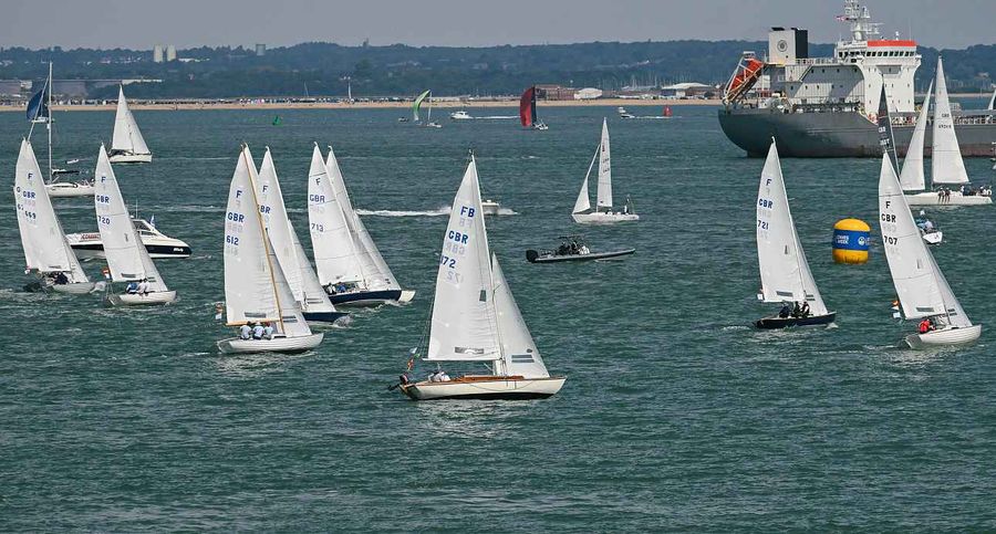 The Folkboats in action (L-R) Bellatrix, Cidron Too, Folkboat, Diamond, Daring, Gybe N', Madelaine, The Otter