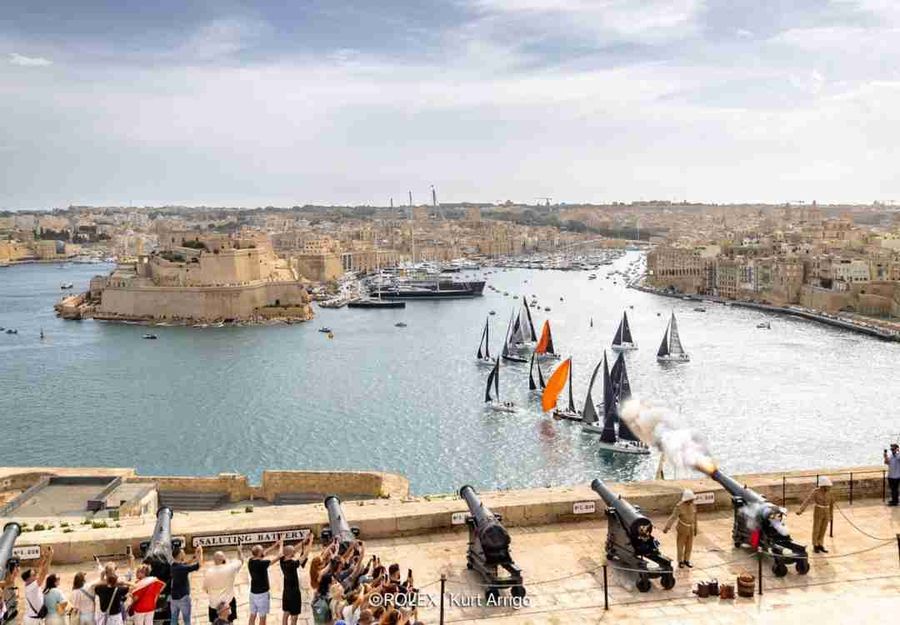 The Rolex Middle Sea Race. Start of race. Credit- ROLEX _ Kurt Arrigo