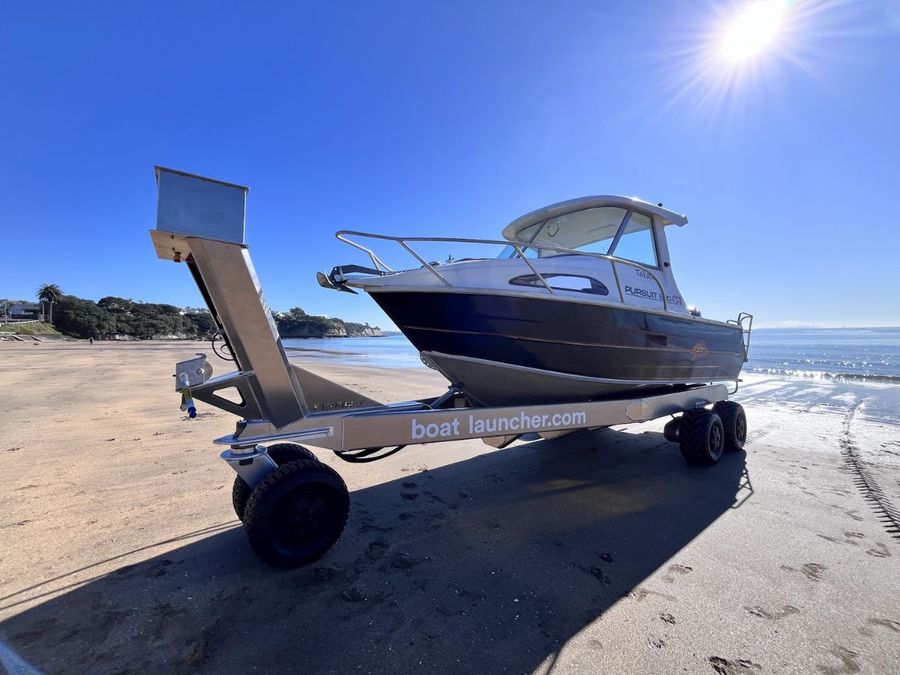 The-Tectrax-Boat-Launcher-Photo-credit-Kirsten-Thomas-Boating-New-Zealand.jpg