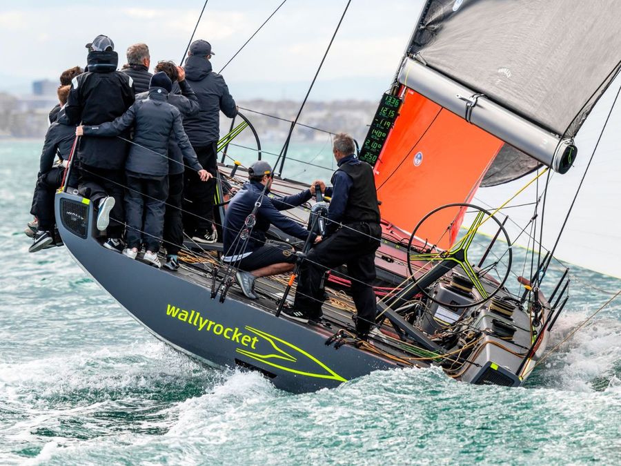The revolutionary wallyrocket51 reveals its dual soul and outstanding performance during sea trials