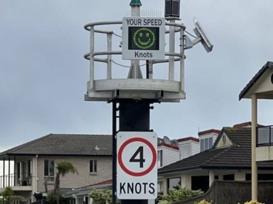The-simple-tech-trick-finally-getting-boaties-to-slow-down-Marine-Safety-SA.jpg