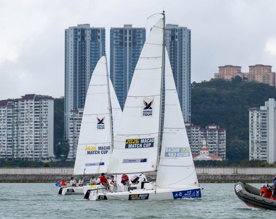 Tom-Picot-AUS-v.-Zac-West-AUS-Photo_-Ian-Roman_WMRT.jpg