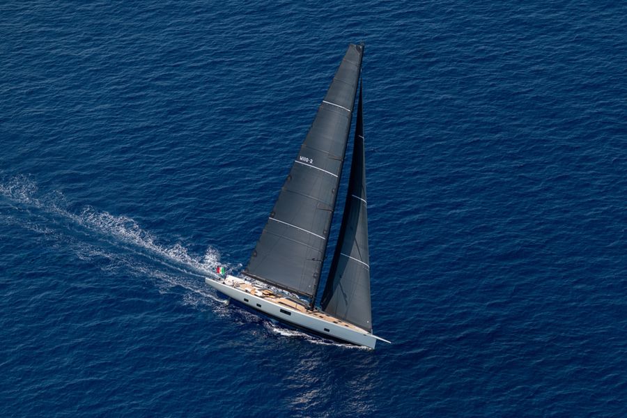 Wallywind110-2.jpg