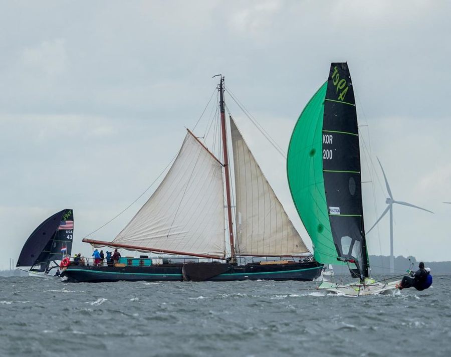 Austrian pair reads the clouds to lead fleet at Almere Grand Slam, 04 June 2026