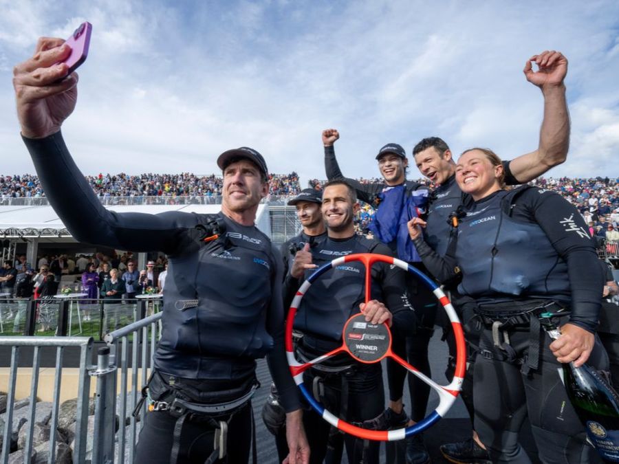 Will-the-Black-Foils-win-the-2025-SailGP-Championship-Photo-credit-SailGP-media.jpg