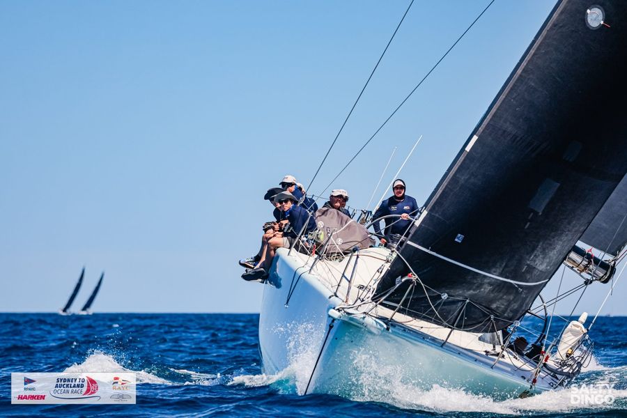 Wings-underway-Photo-credit-to-Craig-Greenhill-at-Salty-Dingo​.jpg