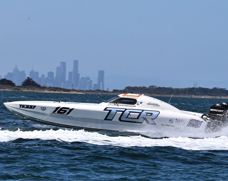 Wyndham-Harbour-delivers-chaos-tactics-and-a-shaken-Aussie-Offshore-Superboat-championship.jpg