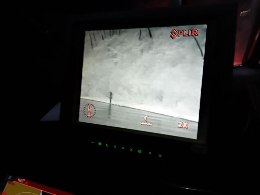 You can clearly see the missing tramper on the FLIR image