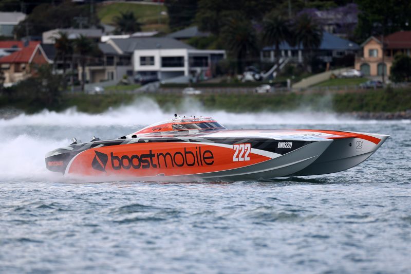 boost-mobile-Offshore-Superboat.jpg