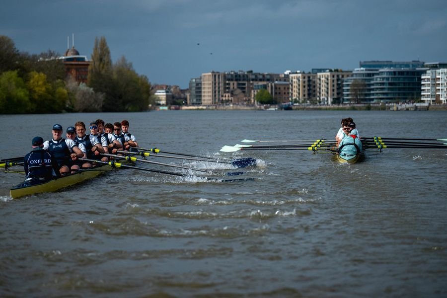 Cambridge win fourth straight Boat Race despite Oxford's stubborn challenge, 04 April 2026