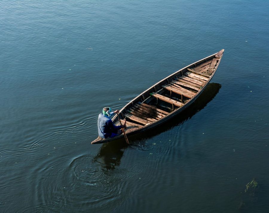 canoe.jpg