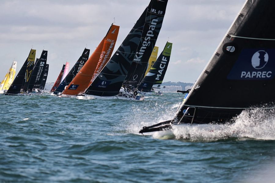 cracking-start-to-final-leg-of-la-solitaire-du-figaro-paprec-1.jpg