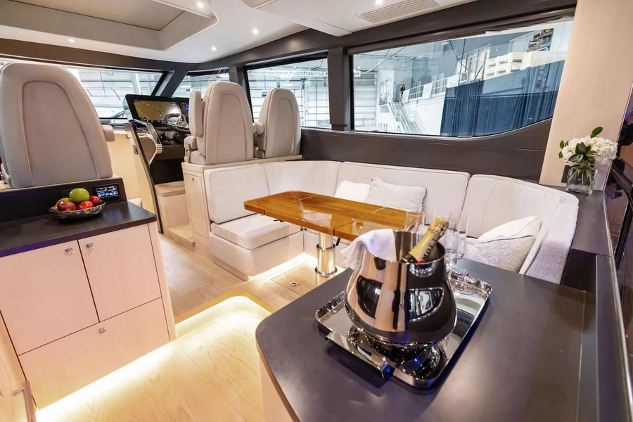 Inside the 670 LXS