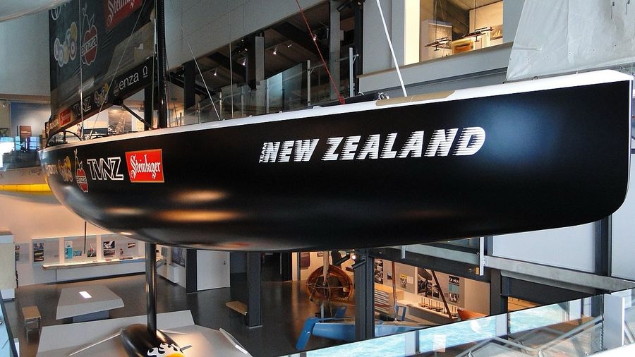 NZL 32 on display at New Zealand Maritime Museum, Auckland / Wikipedia