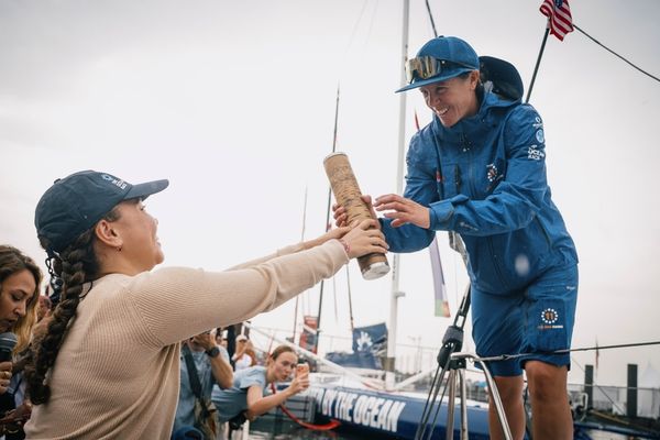 Kiwi skipper's older IMOCA chases its own record to Lorient, 01 September 2026