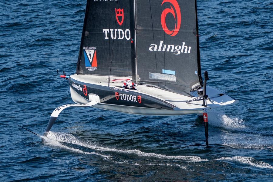 Boats battle it out during the Practice Race at the Louis Vuitton 38th America's Cup Preliminary Regatta in Naples, 24 September 2026.