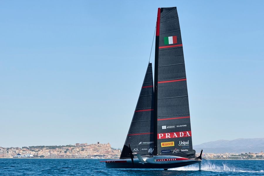 Luna Rossa