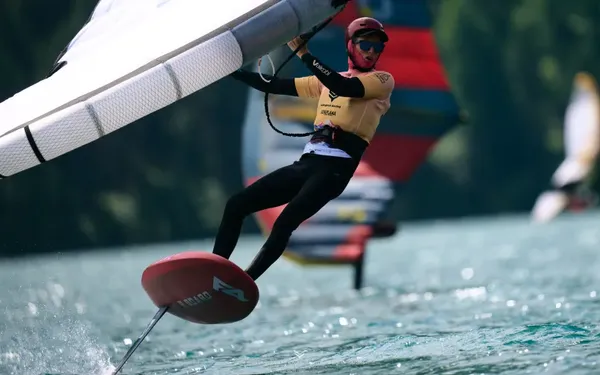 new-zealand-wingfoilers-sean-herbert-kosta-gladiadis-and-jer.webp