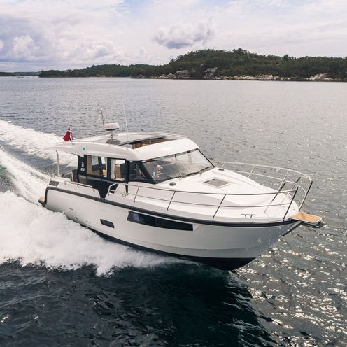 Norwegian all-weather cruiser Viknes S35 debuts in the UK, 14 September 2026