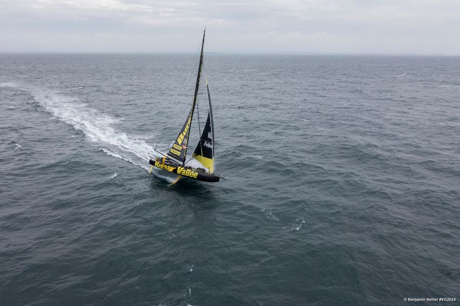 Bureau Vallée skipper Louis Burton (FRA) is pictured on October 18, 2024 in Saint-Malo, France. Photo credit: Benjamin Sellier