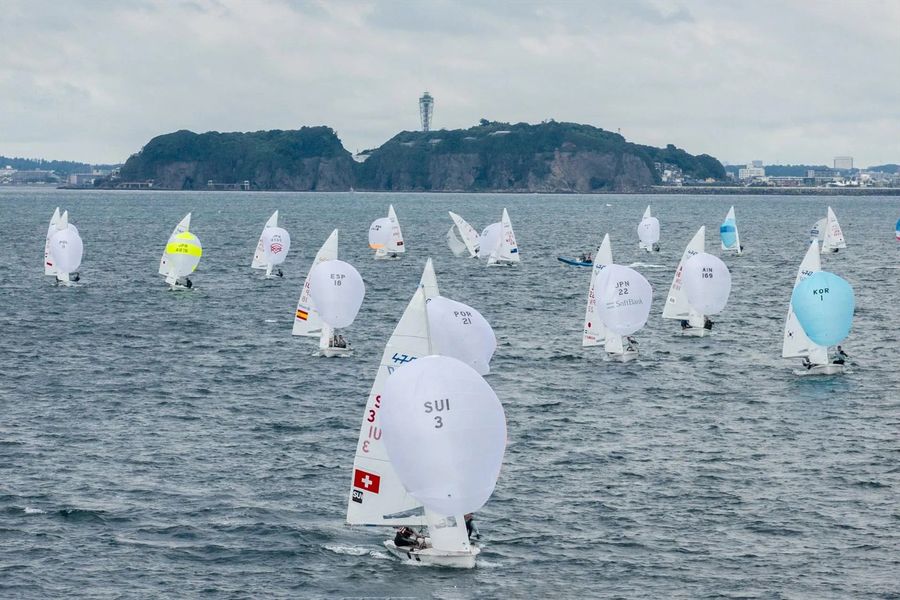 Swiss pair lead 470 Worlds by one point after hard-fought day one, 13 August 2026